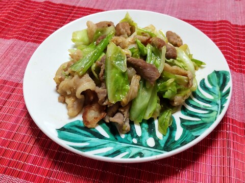 ご飯が進む♪豚肉とキャベツのにんにく醤油炒め〜